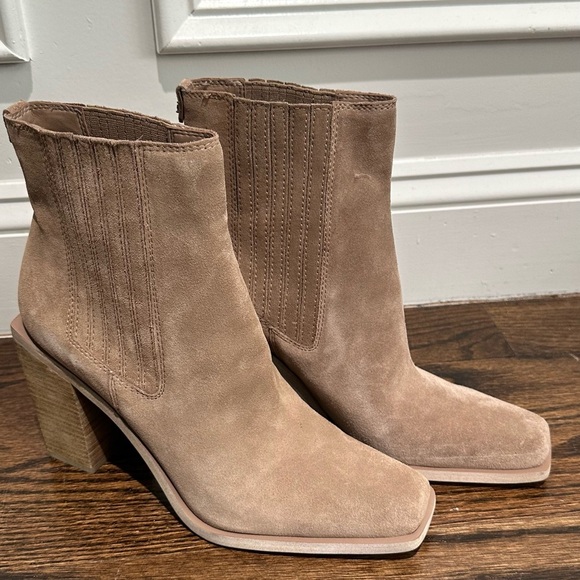 EMALIA ANKLE BOOTIE - Picture 4 of 8